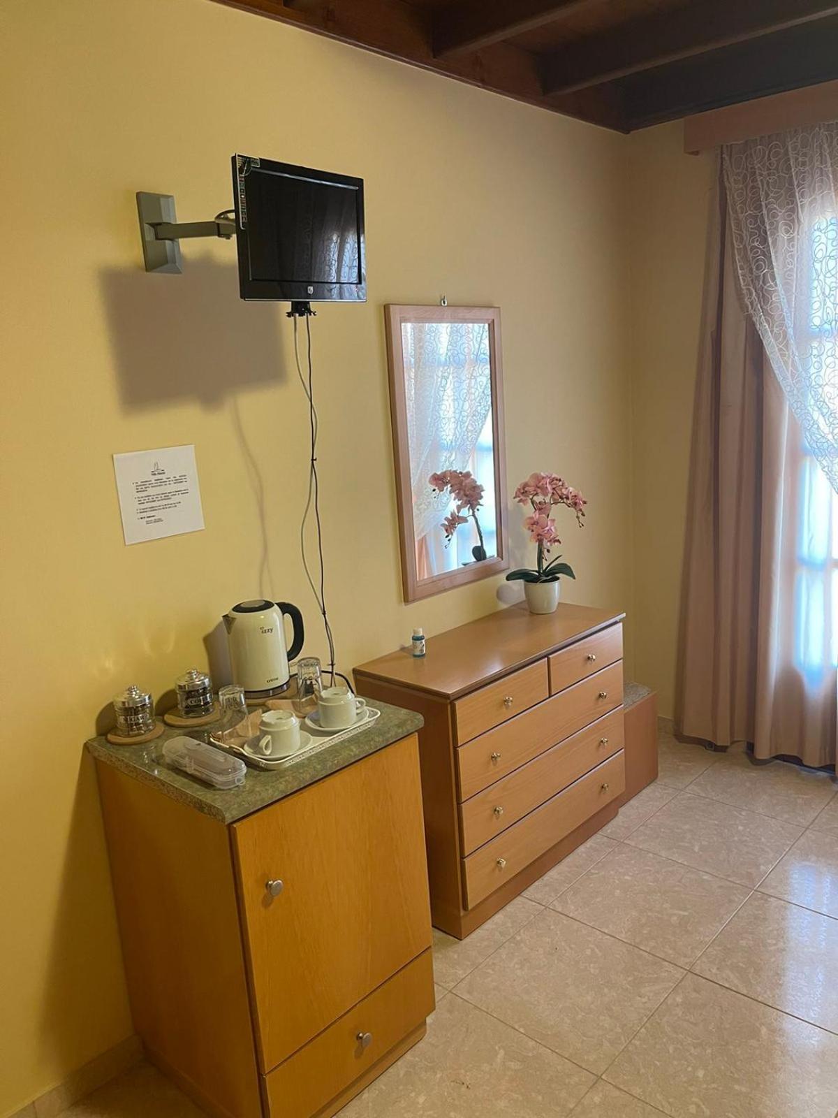 Villa Pinotsi Symi Extérieur photo