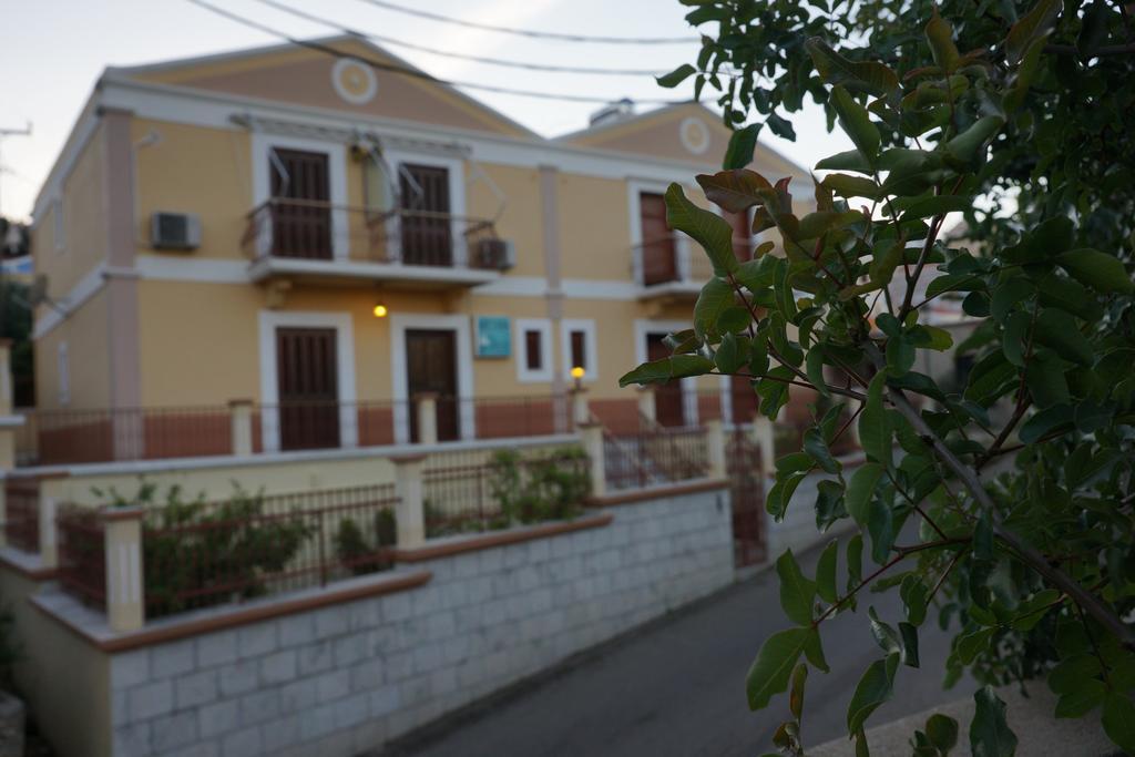Villa Pinotsi Symi Extérieur photo